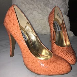 Steve Madden Orange snake skin heels